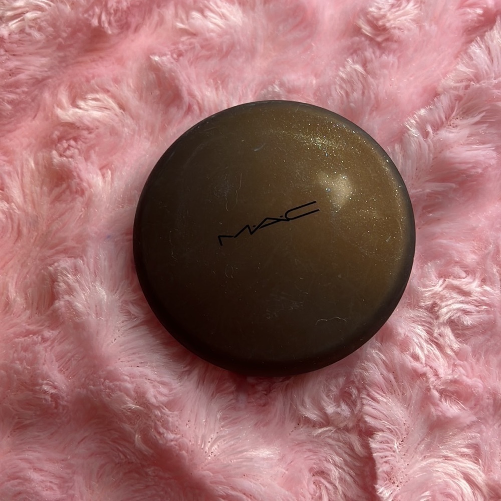 𝅺MAC Pro Longwear Bronzing Powder Nude On Board Temperature Rising Collection - Picture 2 of 6